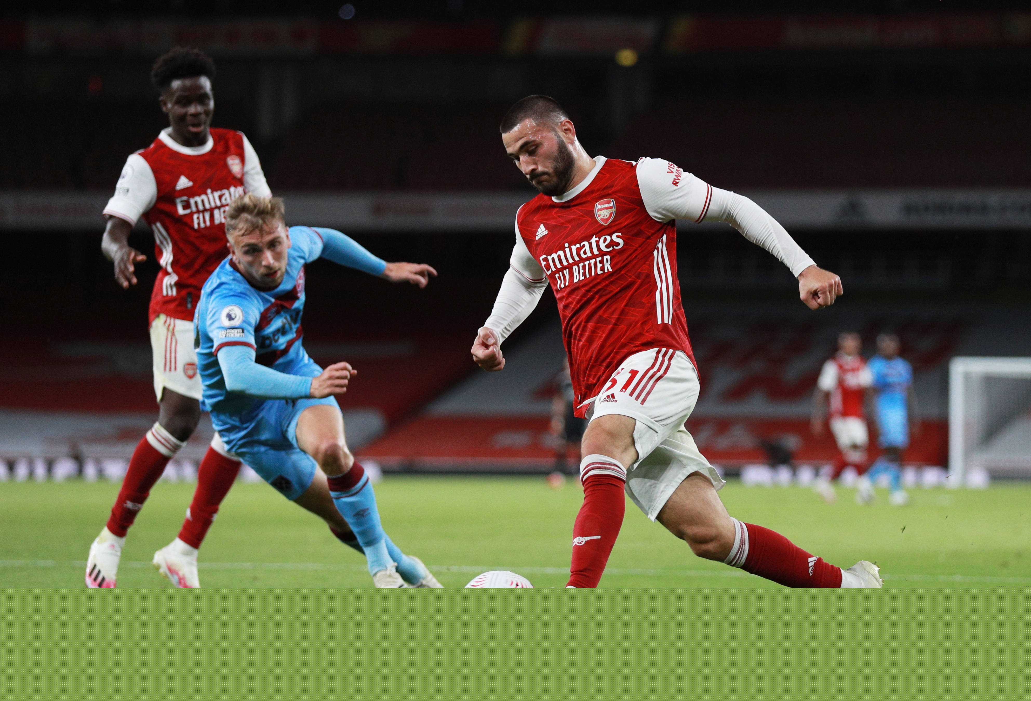 意甲第十四轮：阿莱格里的米兰在都灵争夺榜首